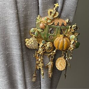 KIRKS FOLLY | CINDERELLA COACH Brooch Pin "Too Late For The Ball"